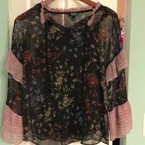 A.N.A  BLACK FLORAL BLOUSE NWOT